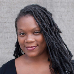 <!--Lindsay Fauntleroy-->